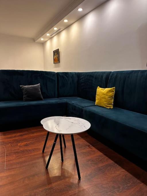 Studio In Bllok Tirana Kültér fotó